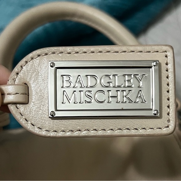 Badgely Mischa Vintage Crème Leather Boston Bag Satchel Expandable Snakeskin - Picture 10 of 10